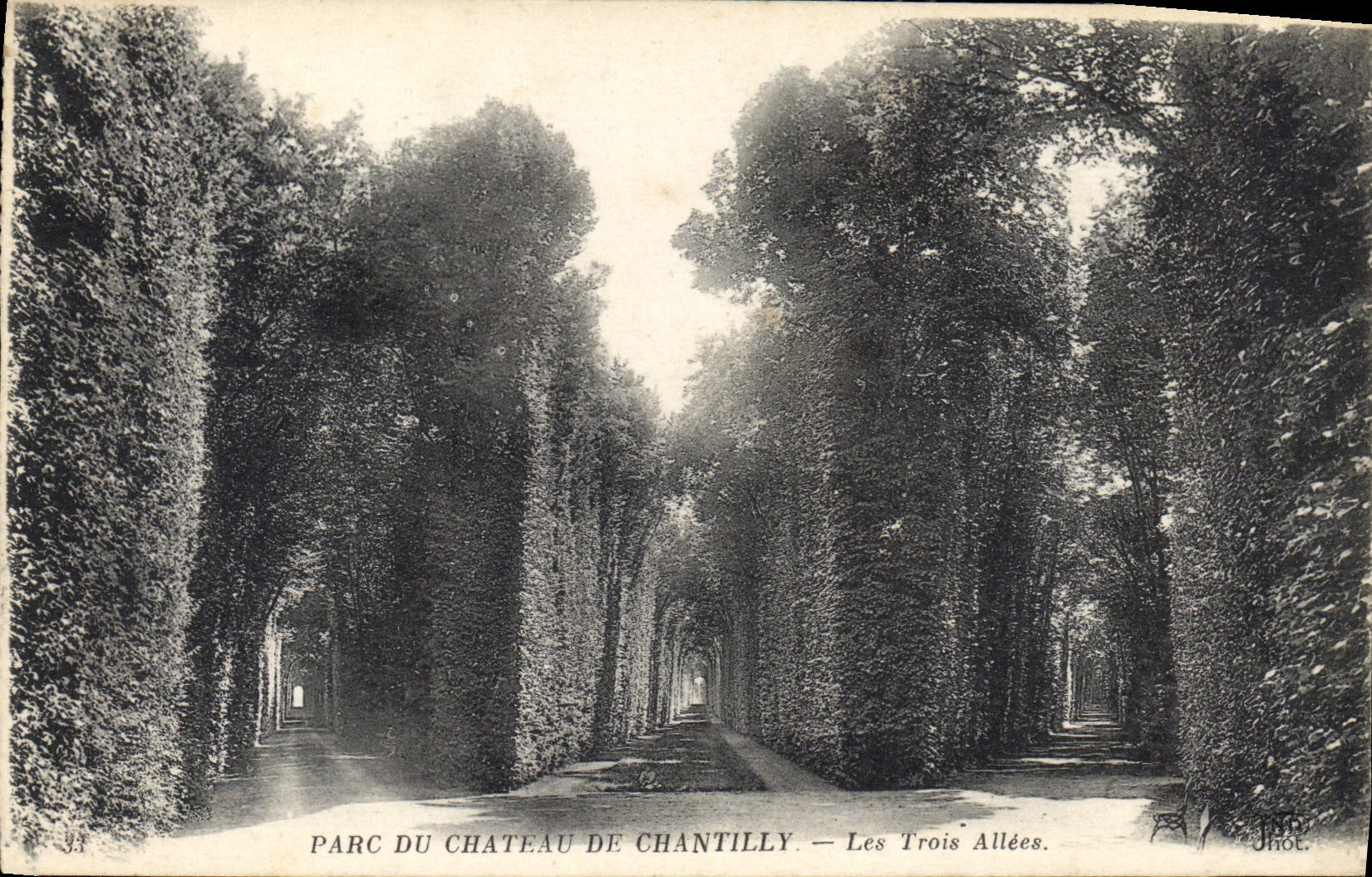 Parc du Château de Chantilly — Les Trois Allées — Jhot.