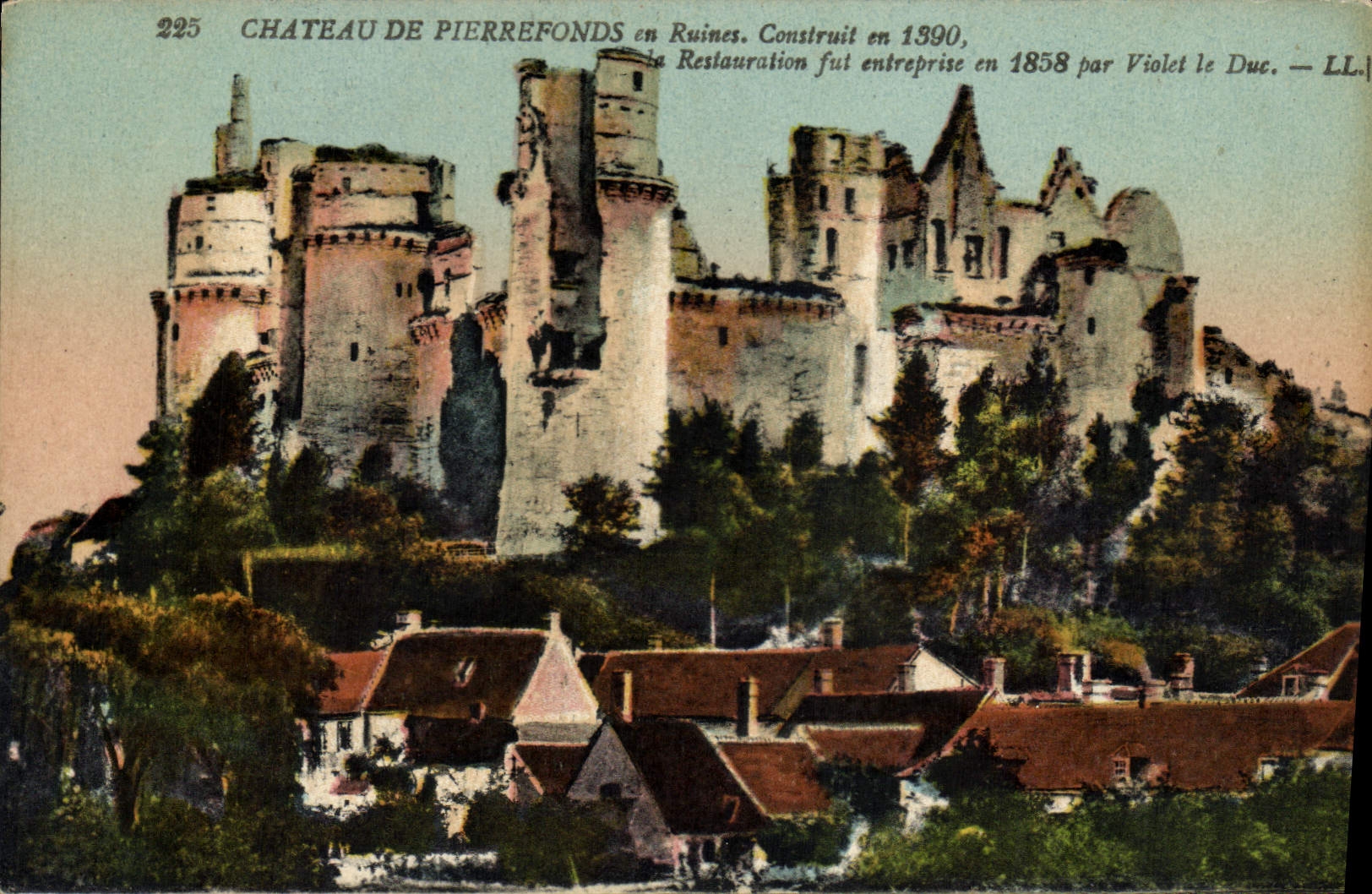 CPA Chateau de Pierrefonds en Ruines Construit en 1890 