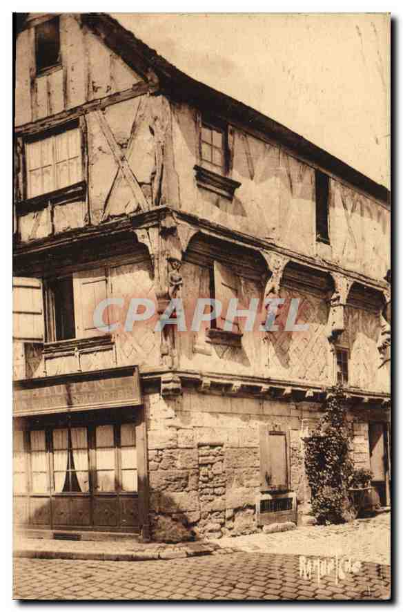 CPA Vieux Cognac Maison du XV siecle a l'entree de la Rue Grande 
