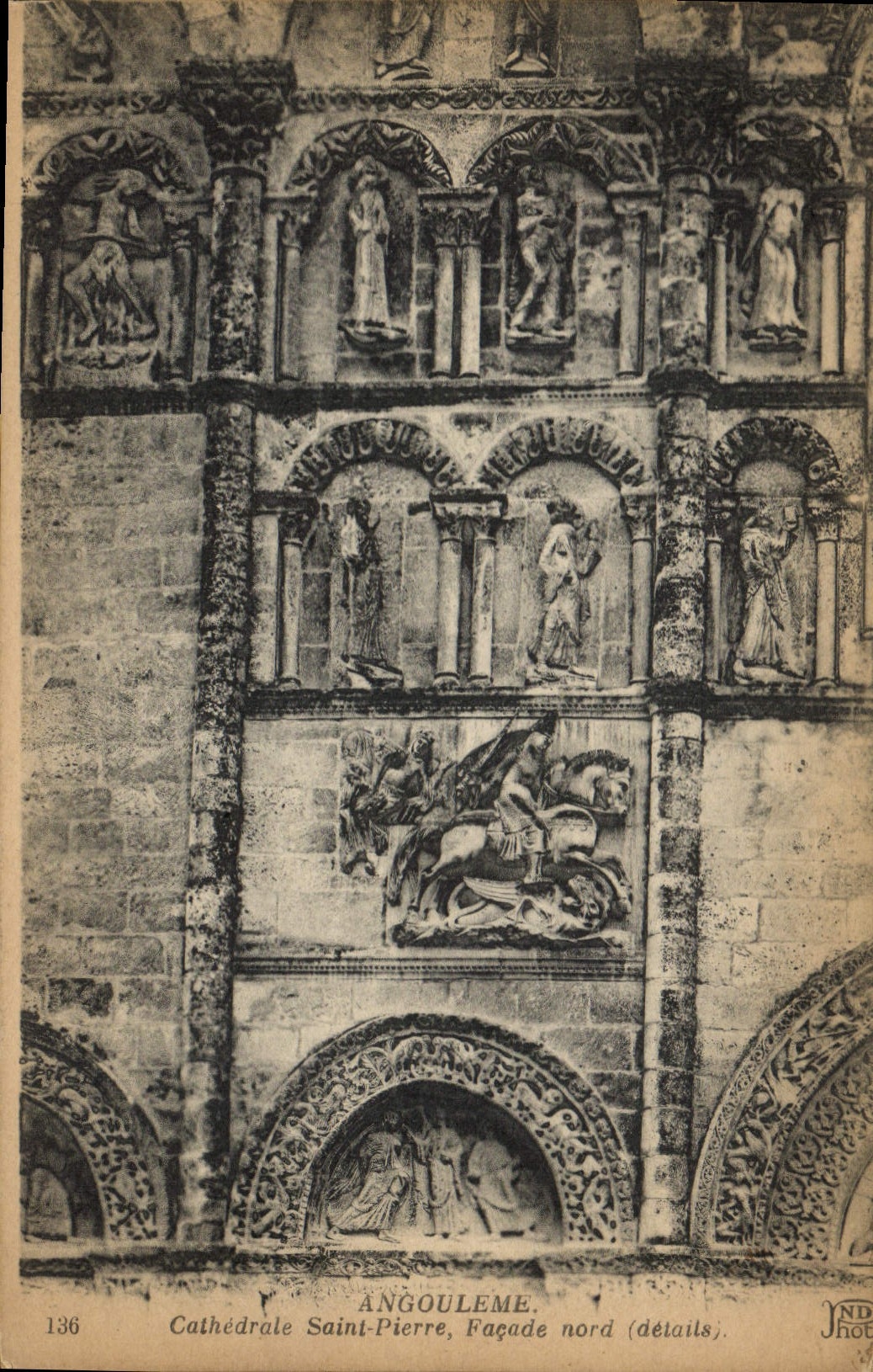 Angoulême — Cathédrale Saint-Pierre, Façade nord (détails) — JNDHOT, n° 136
