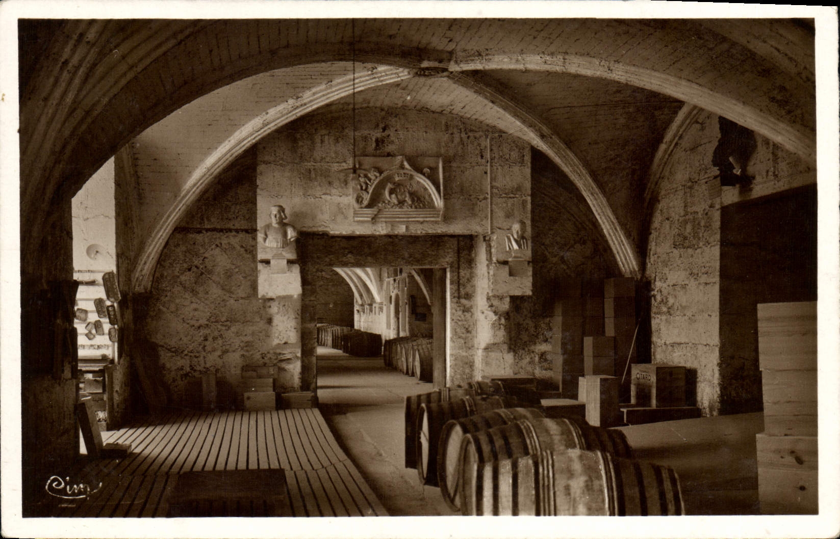 CPA Cognac Charente Chateau Francois I Salle des Gardes 