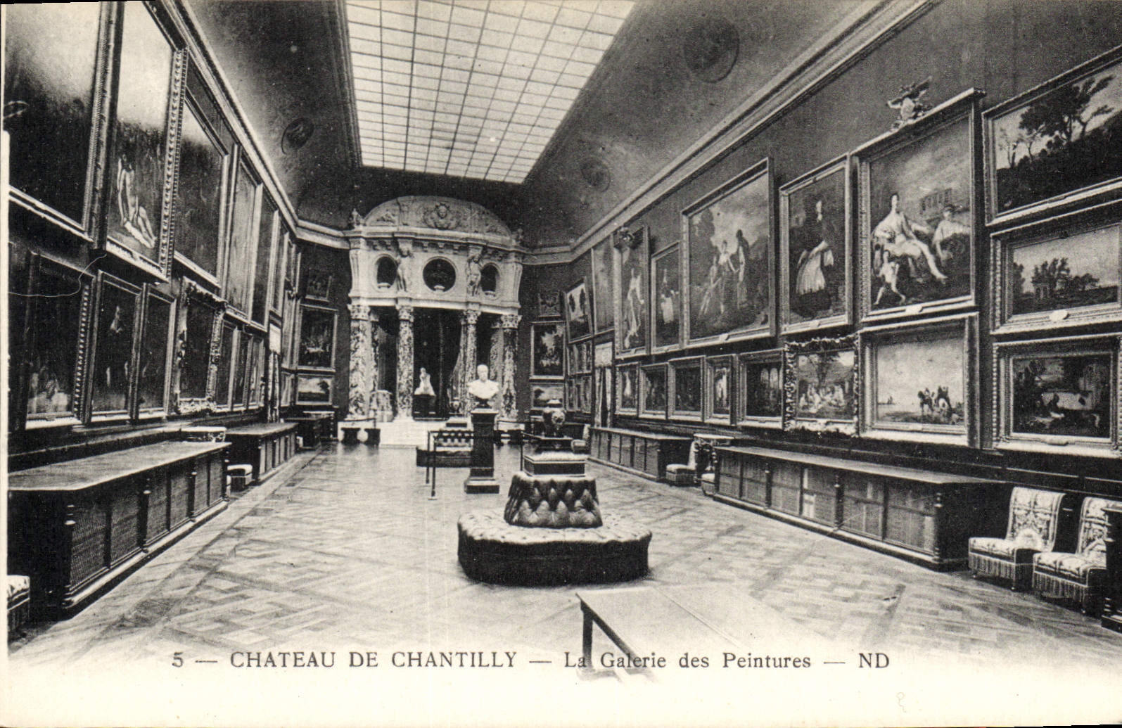 Schloss Chantilly — Die Galerie der Gemälde — ND
