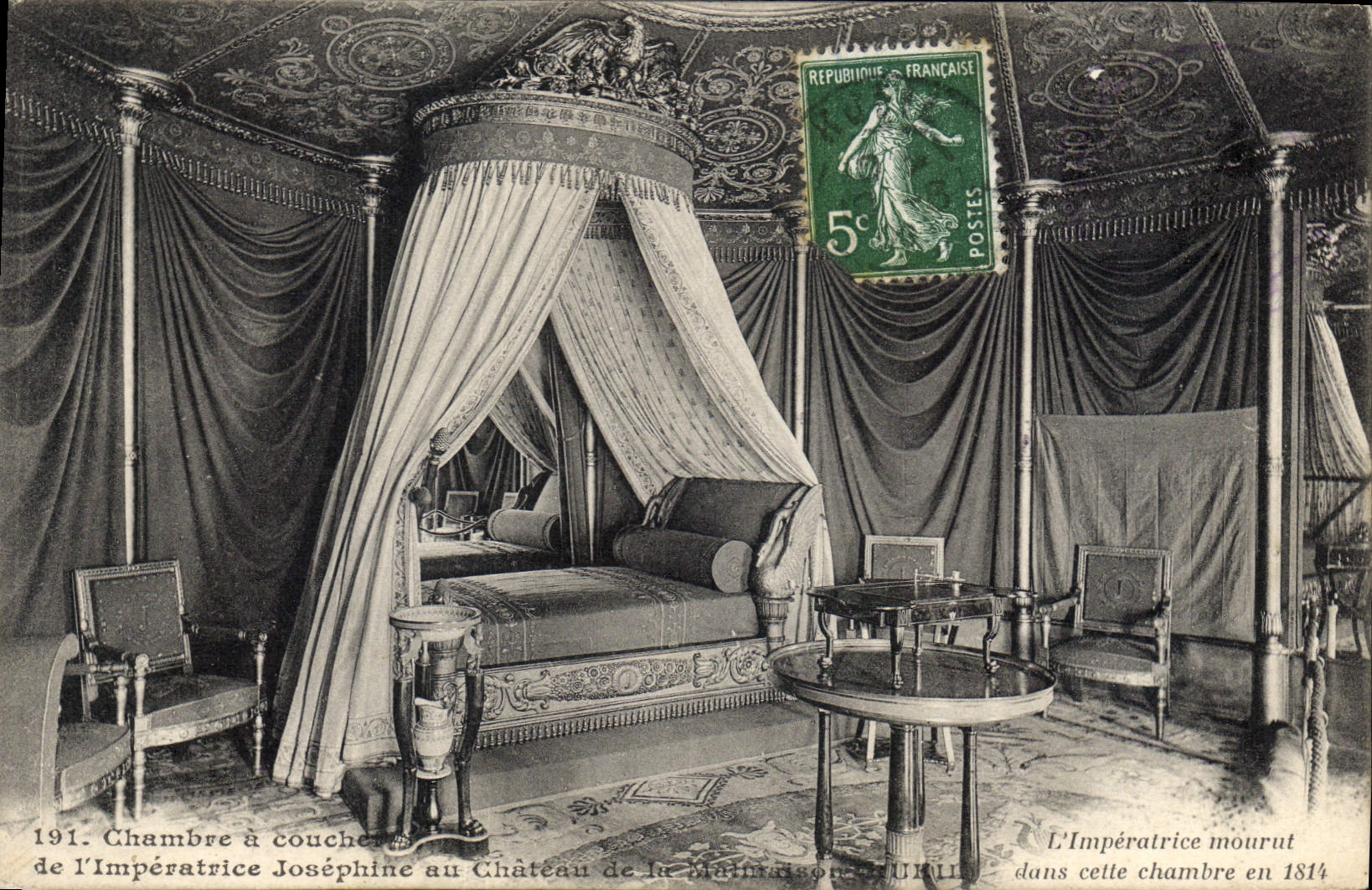 CPA Chambre a coucher de l'Imperatrice Josephine au Chateau de la Malmaison