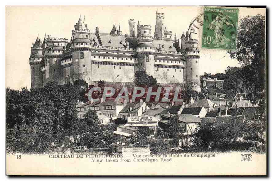 CPA Chateau de Pierrefonds Vue prise de la Route de Compiegne 