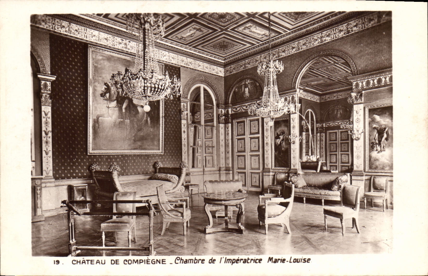 CPA Chateau de Compiegne Chambre de l'Imperatrice Marie Louise 