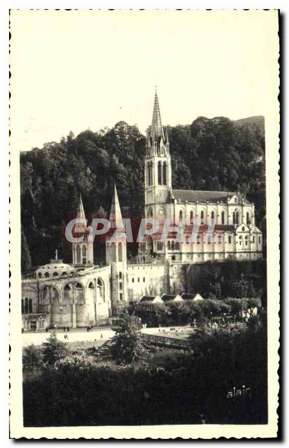 CPA Lourdes Hautes Pyrenees la Basilique 