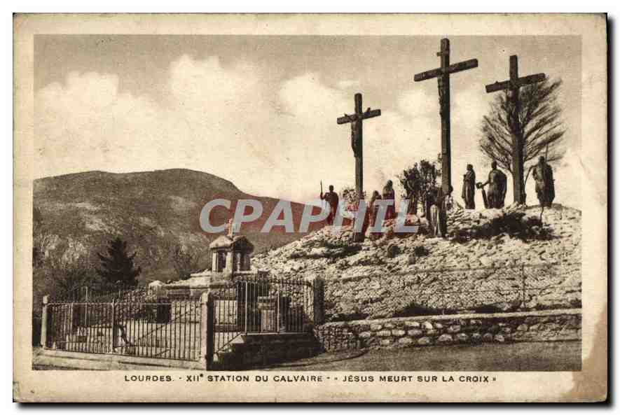 CPA Lourdes XII Station du Calvaire Jesus meurt sur la Croix 