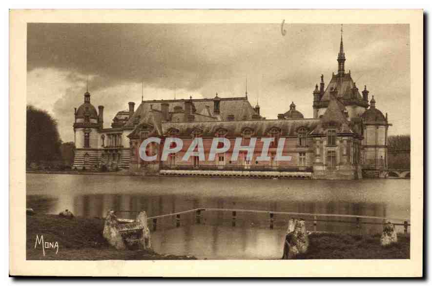 CPA Chateau de Chantilly Les Chateaux le Petit Chateau et la Tour du Tresor 