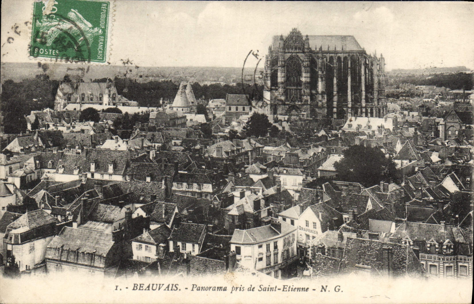 CPA Beauvais Panorama pris de Saint Etienne 