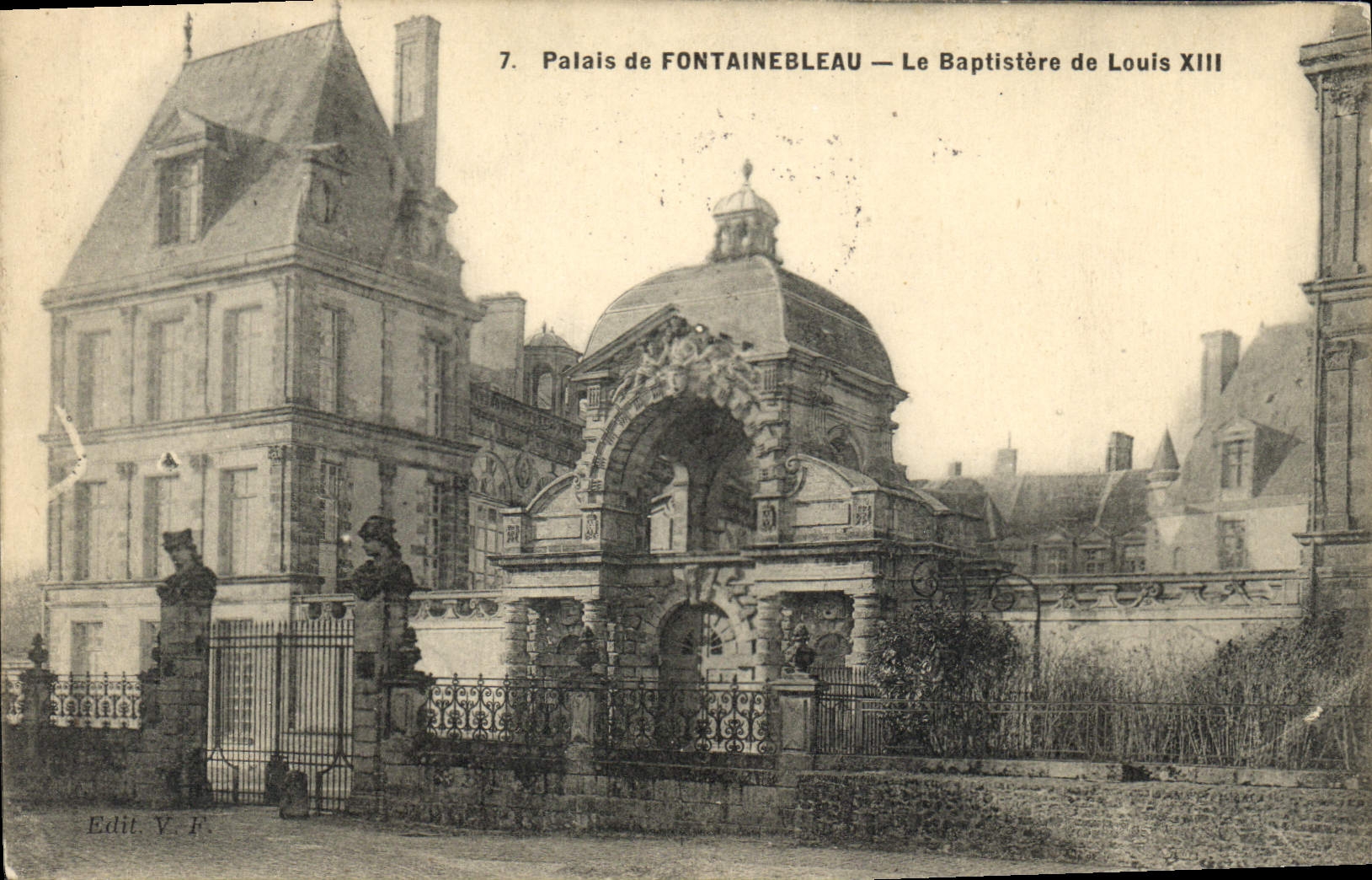 Paleis van FONTAINEBLEAU — Het Doopvont van Lodewijk XIII — Editie V.F.