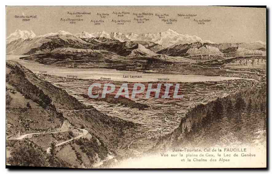 CPA Jura Touriste Col de la Faucille Vue sur la Plaine de Gux le lac de Geneve et la Chaine des Alpe