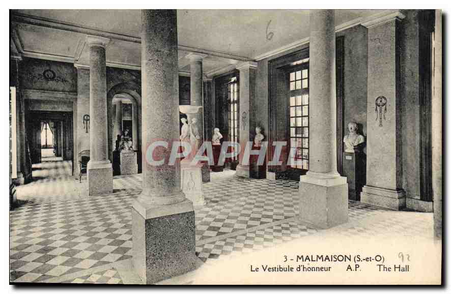 CPA Malmaison S et O Le Vestibule d'Honneur 