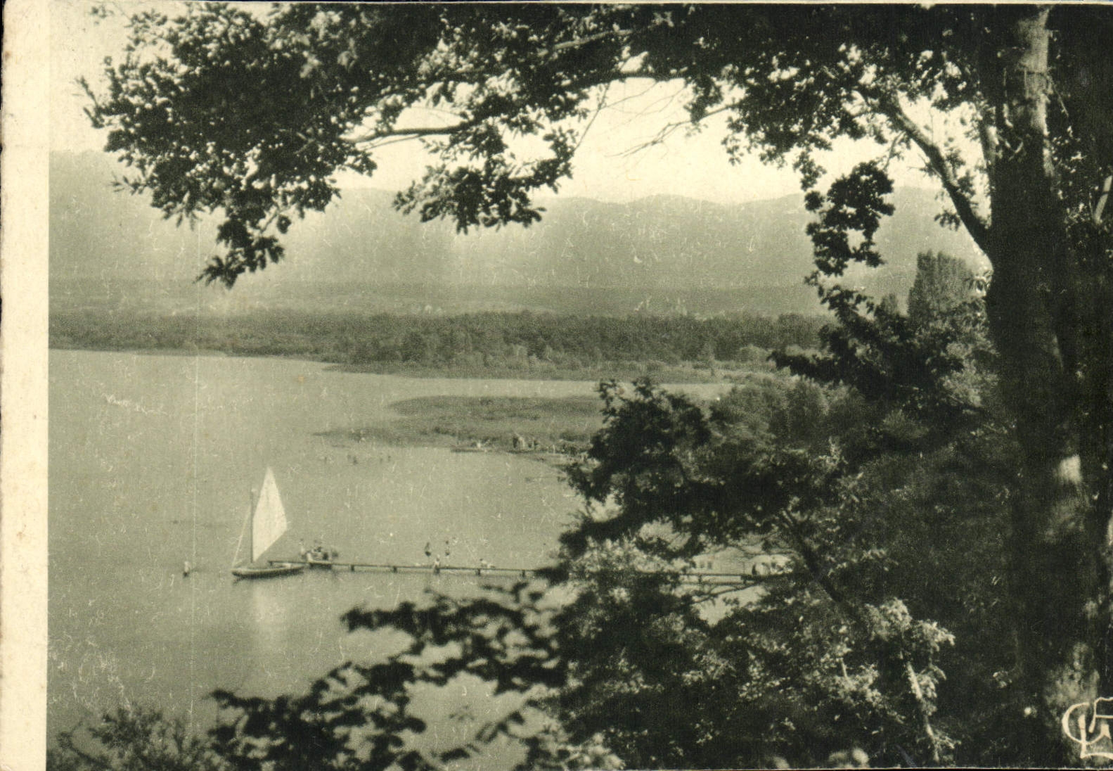 Lac d'Annecy — vue générale — CPAPHIL n° 2367