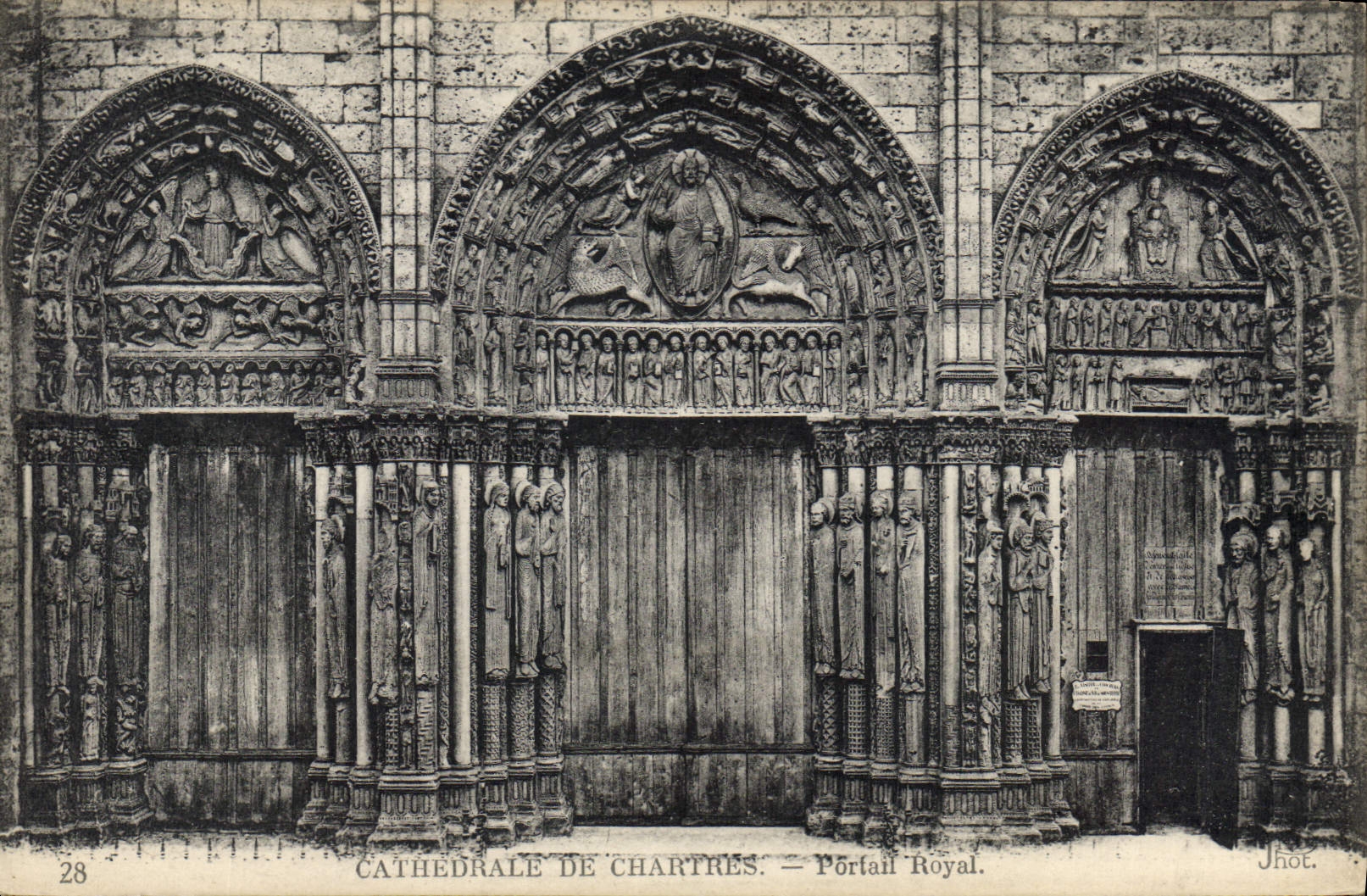 CPA Cathedrale de Chartres Portail Royal 