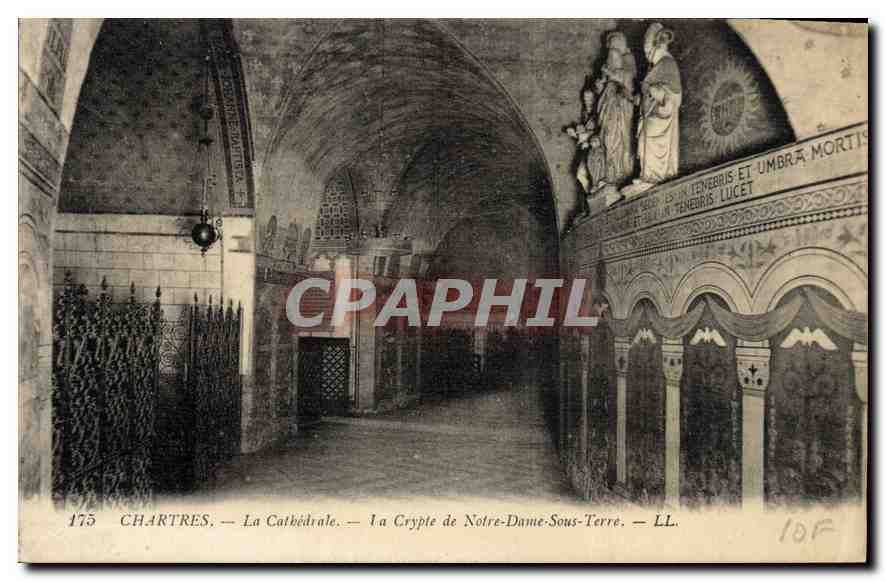 CPA Chartres La Cathedrale La Crypte de Notre Dame Sous Terre 