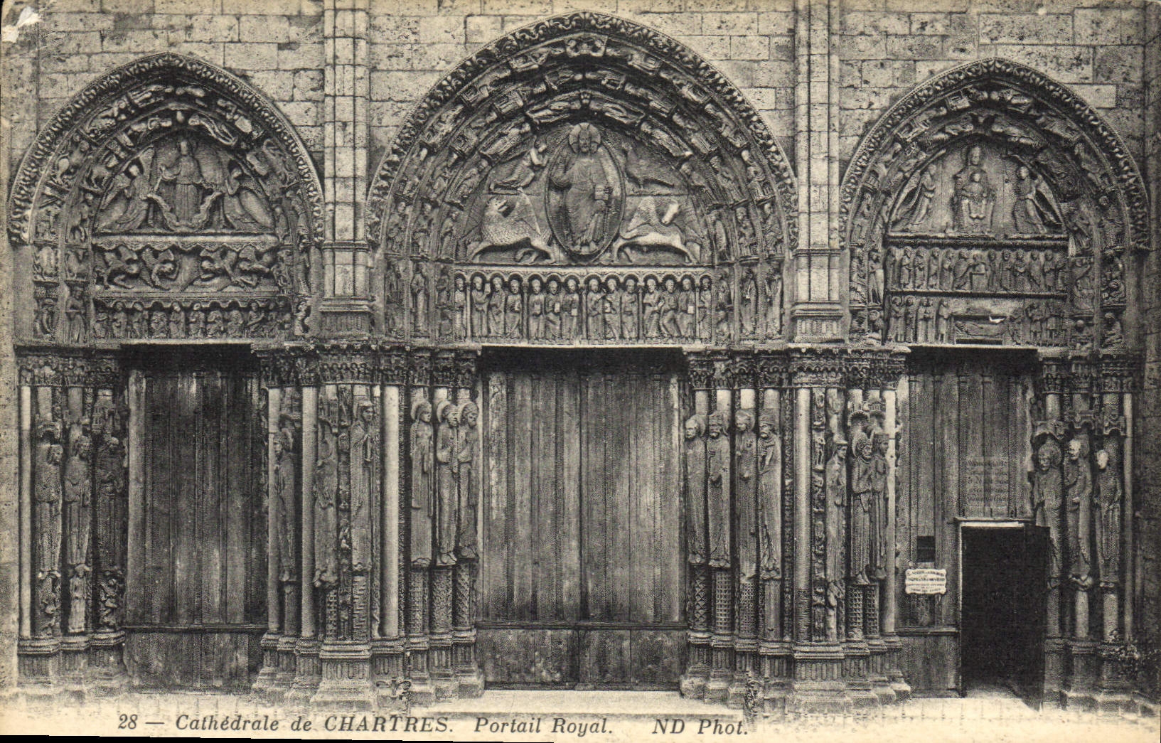 CPA Cathedrale de Chartres Portail Royal 