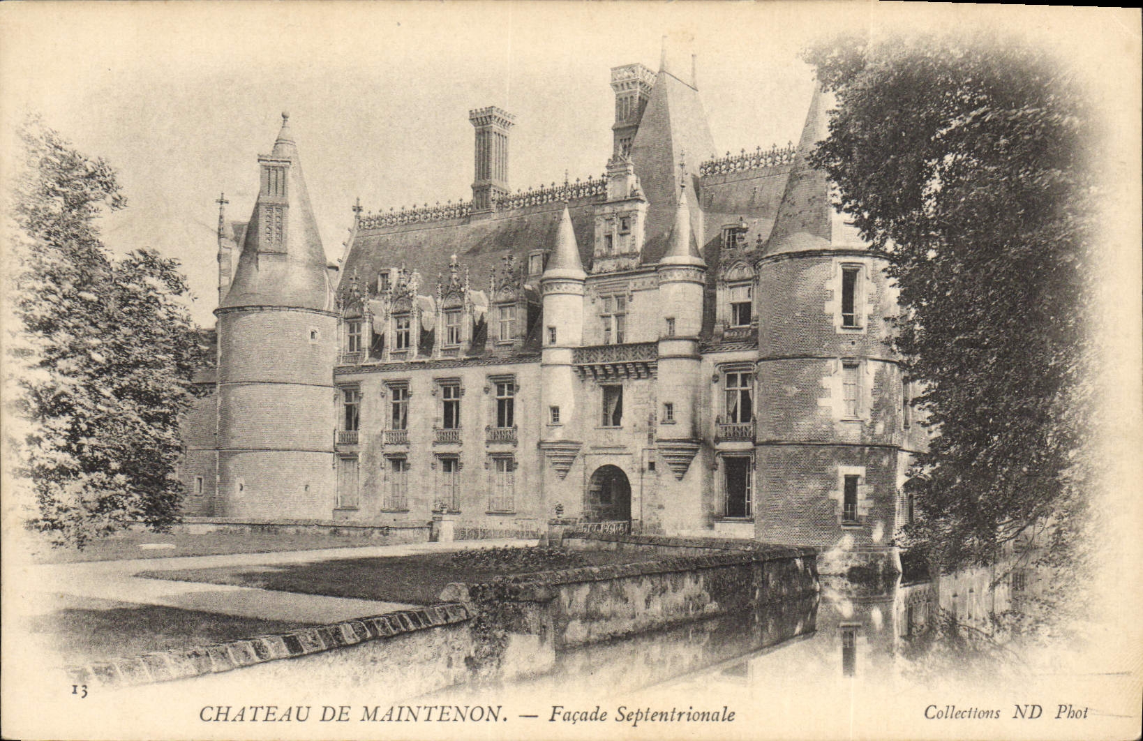 CPA Chateau de Maintenon Facade Septentrionale 