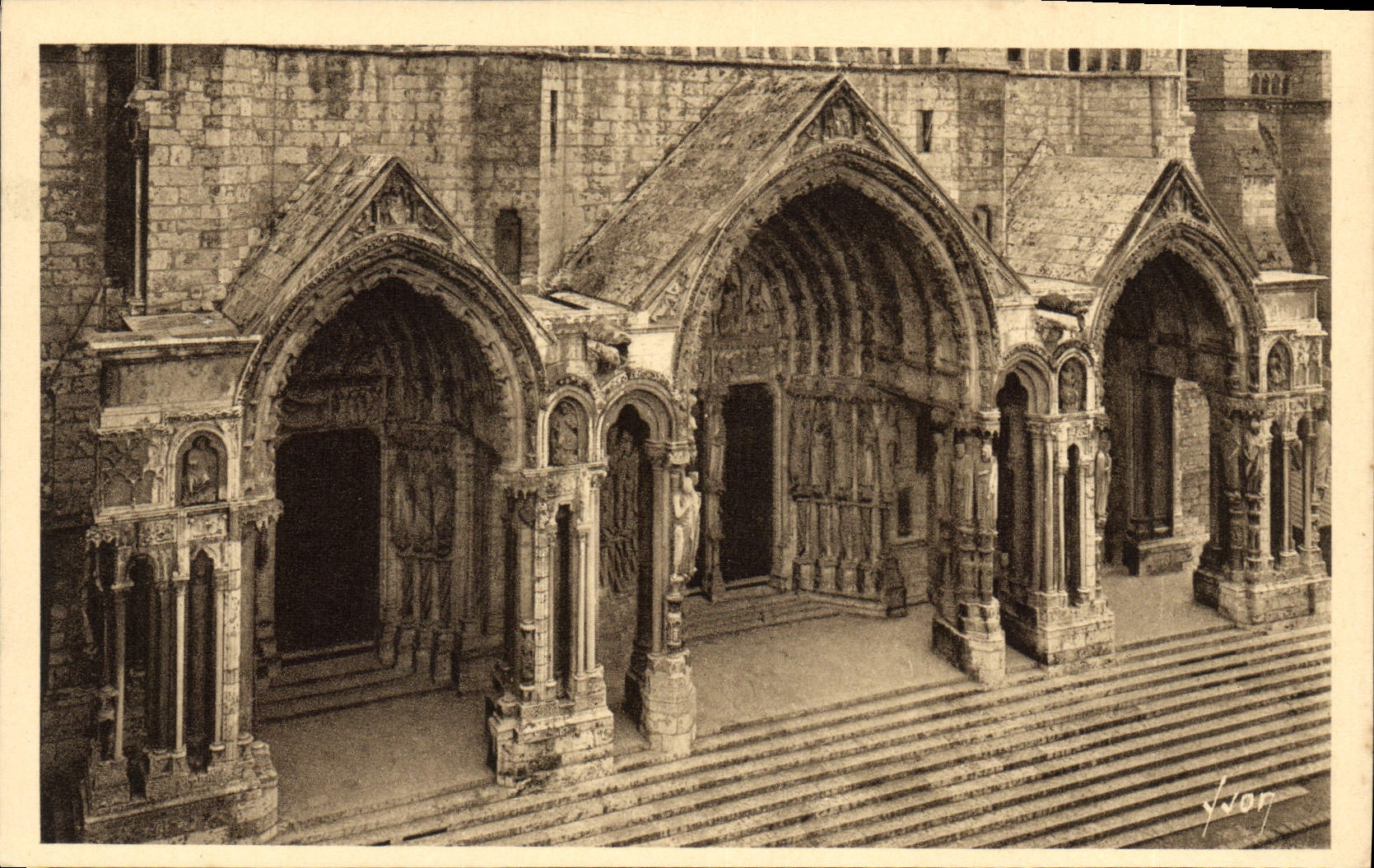 Chartres (Eure-et-Loir) — Le Portail Nord — Éditions d'Art YVON, Paris
