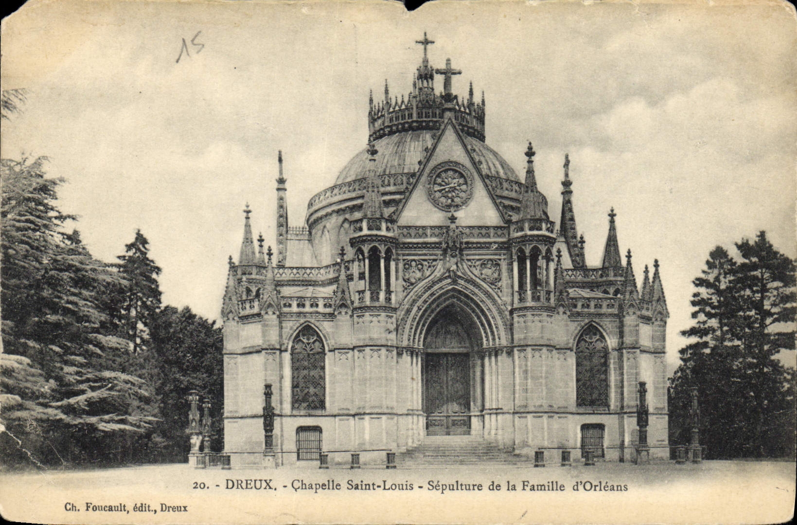 CPA Dreux Chapelle Saint Louis Sepulture de la Familie d'Orleans