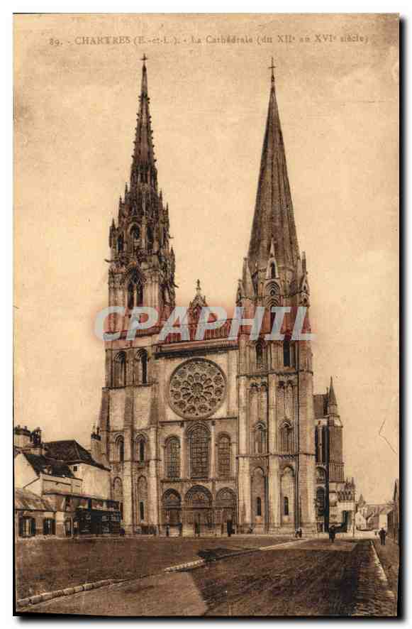 CPA Chartres E et L La Cathedrale 