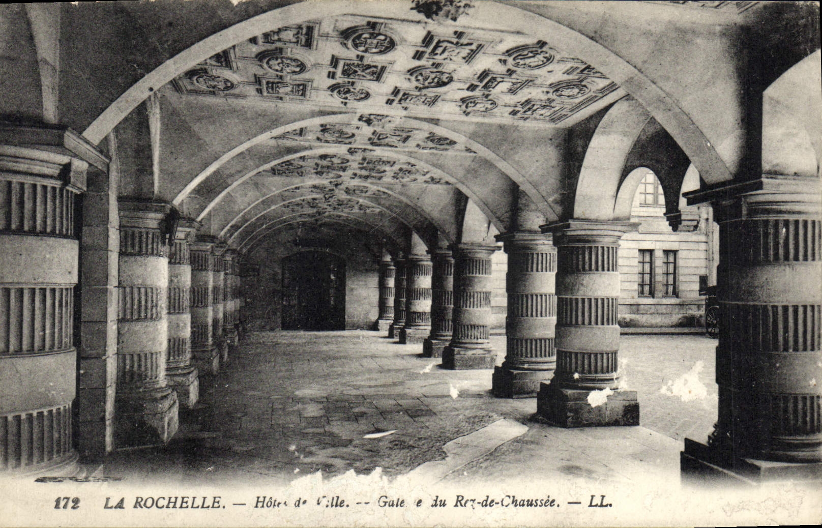 CPA La Rochelle Hotel de Ville 