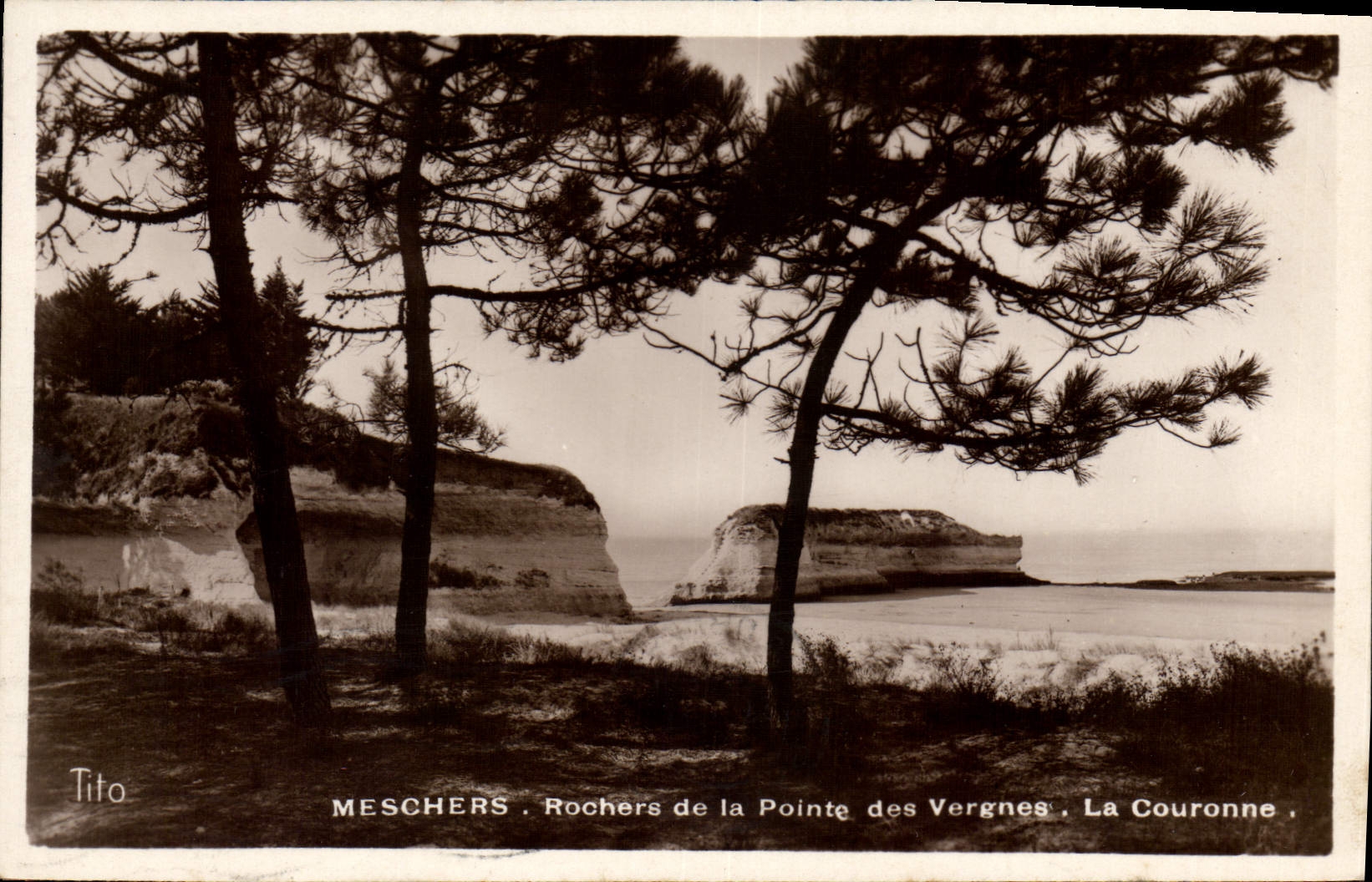 Meschers - Rochers de la Pointe des Vergnes, La Couronne — Tito