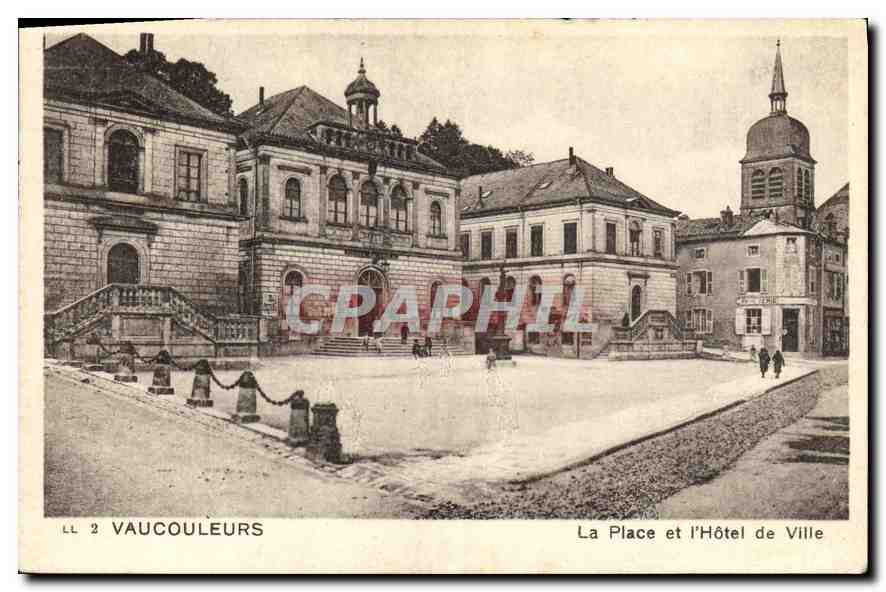 CPA Vaucouleurs La Place et l'Hotel de Ville 