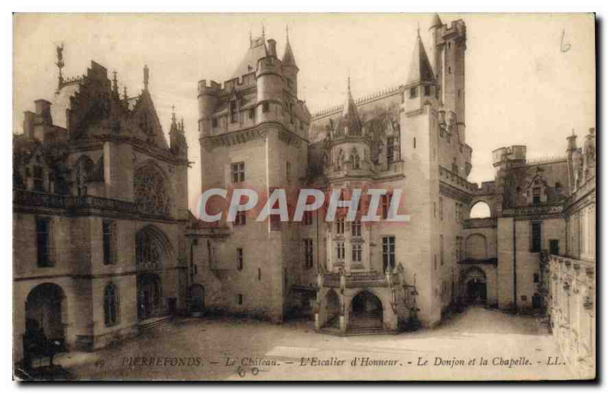 CPA Pierrefonds Le Chateau L'Escalier d'Honneur 