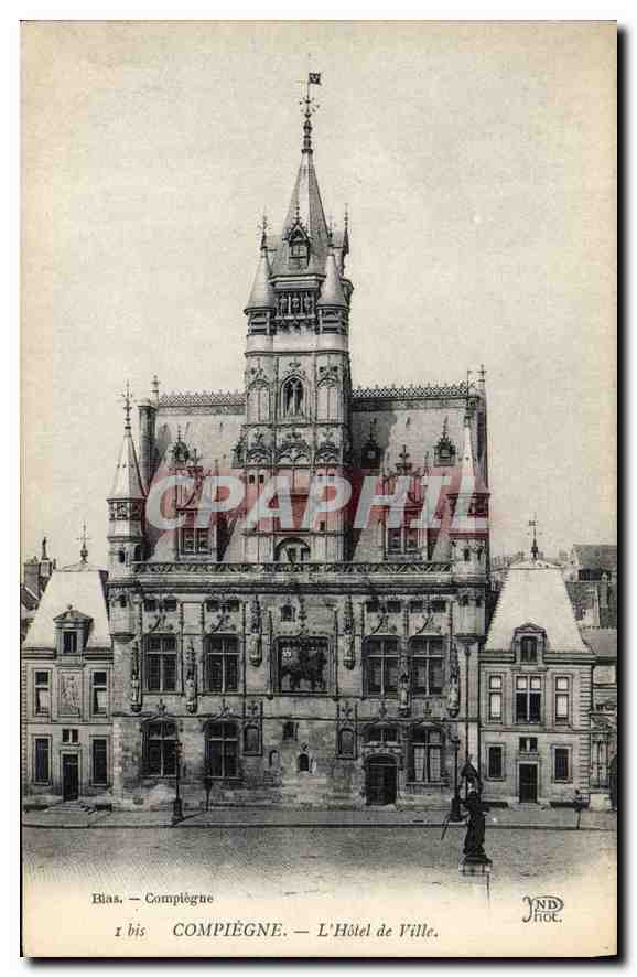 CPA Compiegne L'Hotel de Ville 
