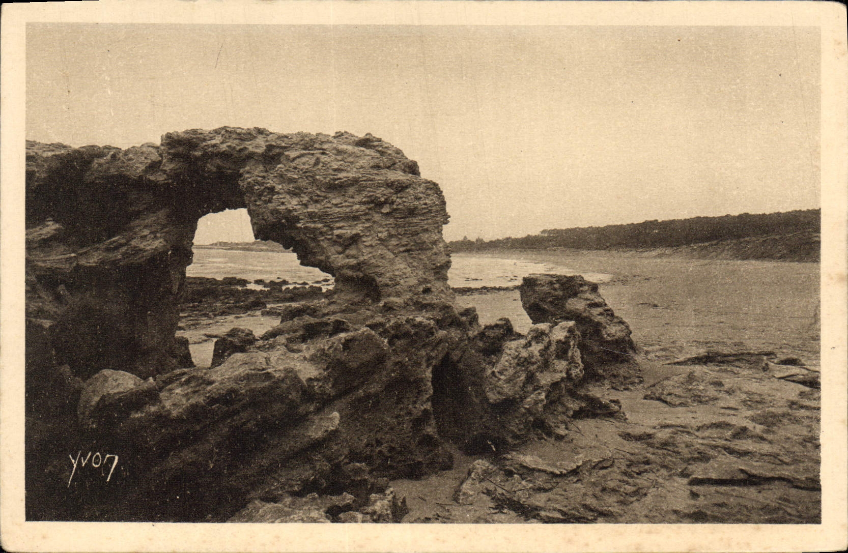 CPA Royan Le Bureau Saint Palais Les Grands Rochers des Pierreres 