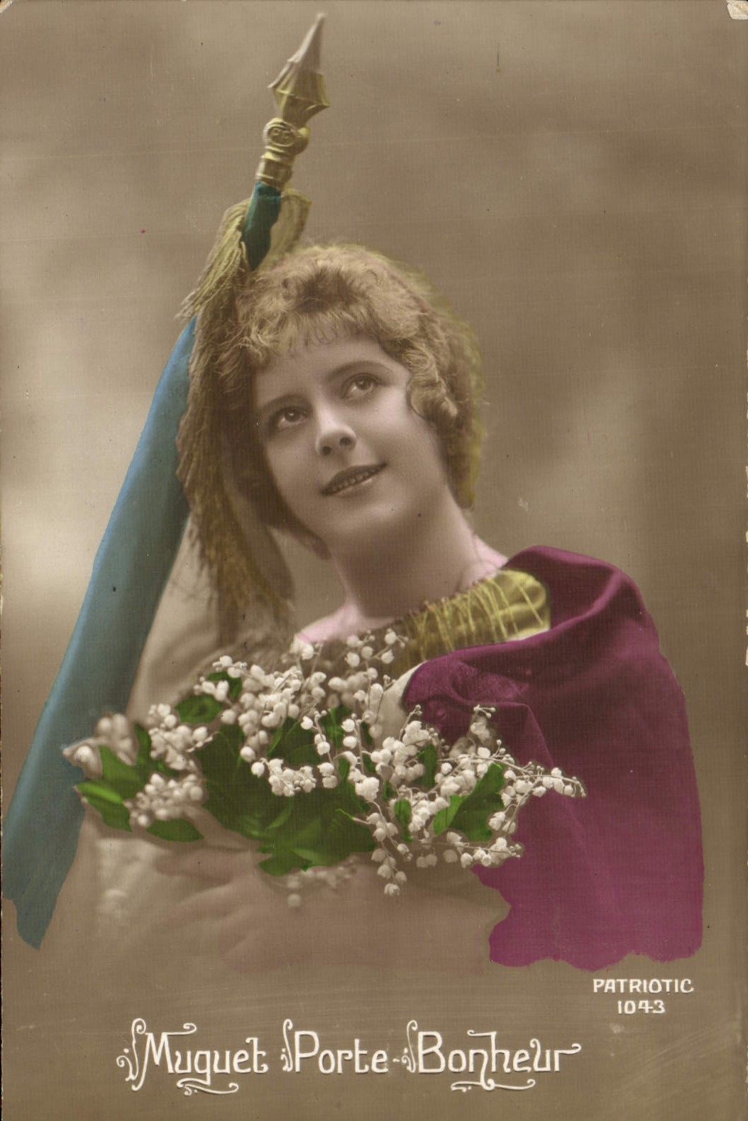 CPA Muguet Porte Bonheur Femme