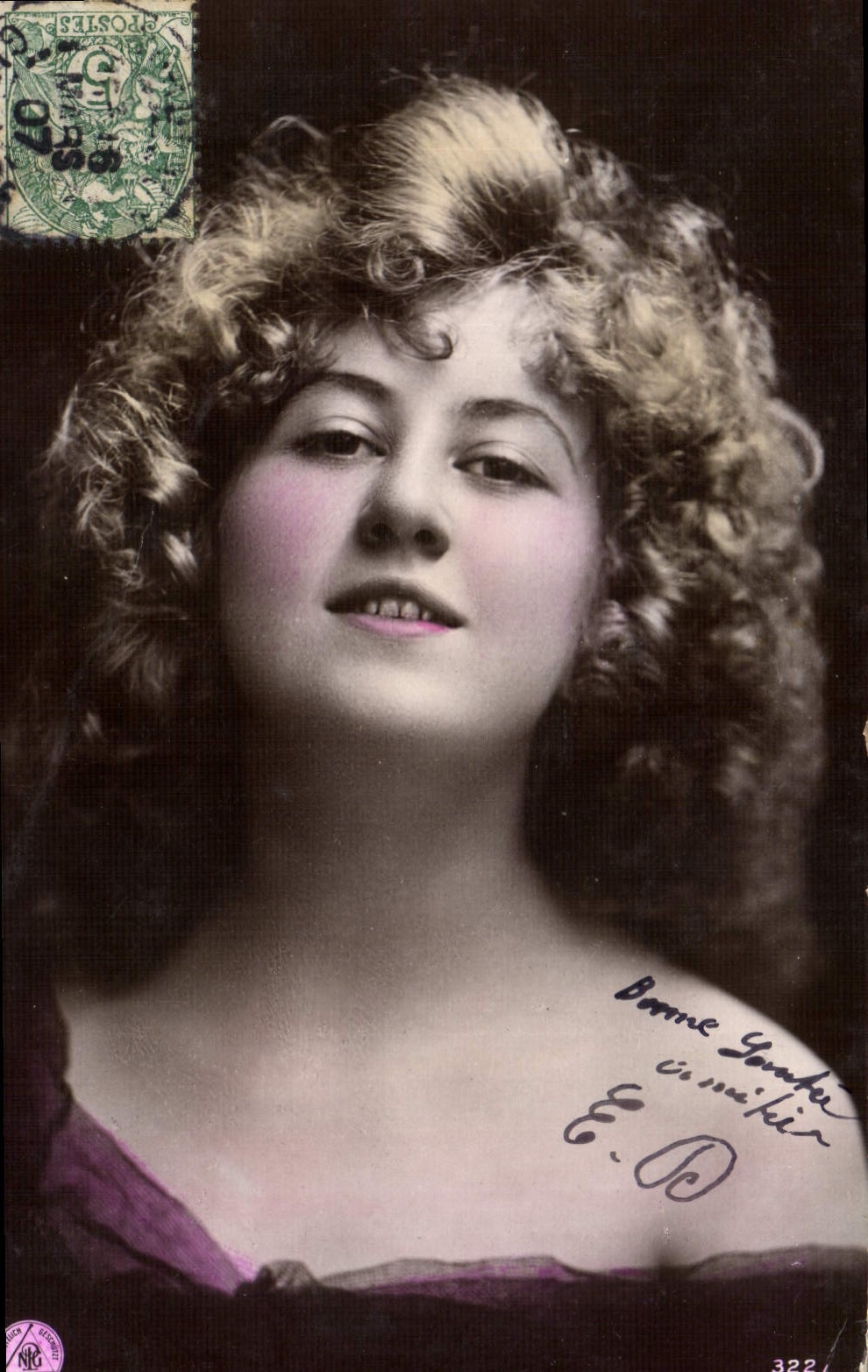 Bonne Younka — Portrait féminin — E. D. / 322