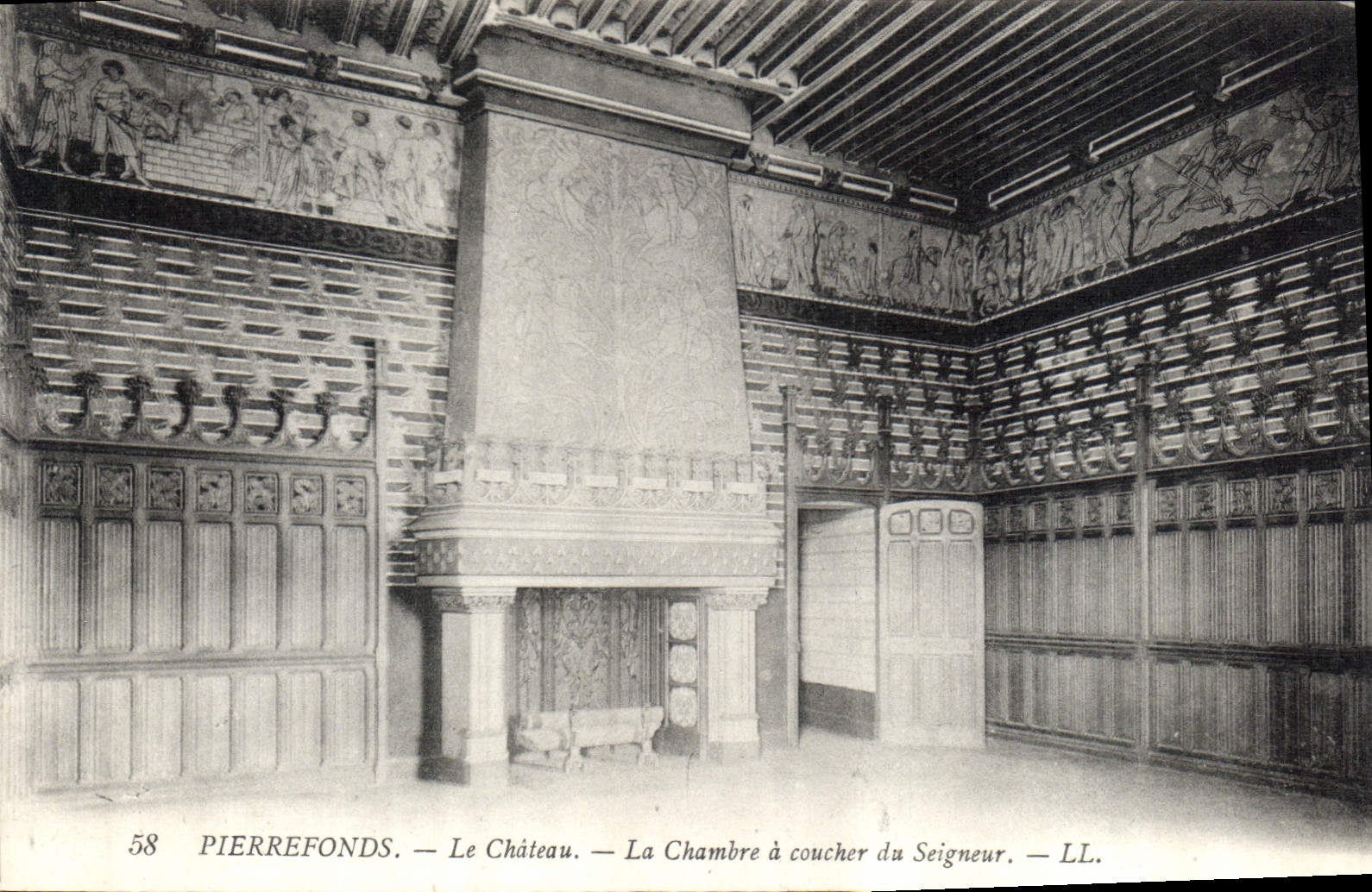 Pierrefonds — Le Château — La Chambre à coucher du Seigneur — LL. n° 58
