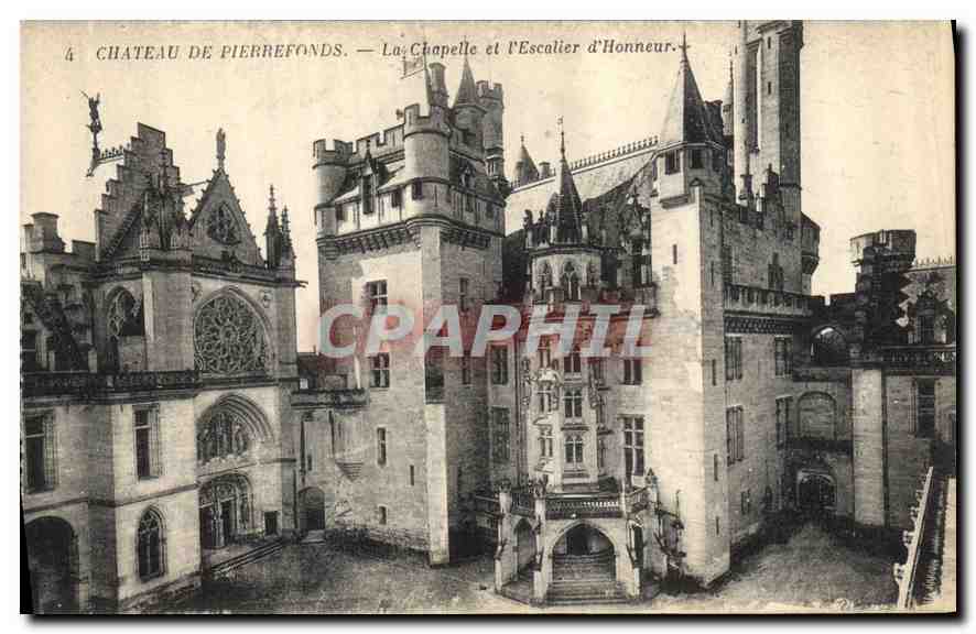 CPA Chateau de Pierrefonds la Chapelle et l'Escalier d'Honneur 