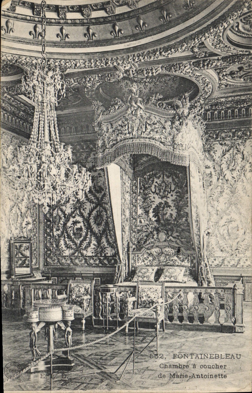 Schlafzimmer von Marie-Antoinette — Fontainebleau — E.C.D. n° 562
