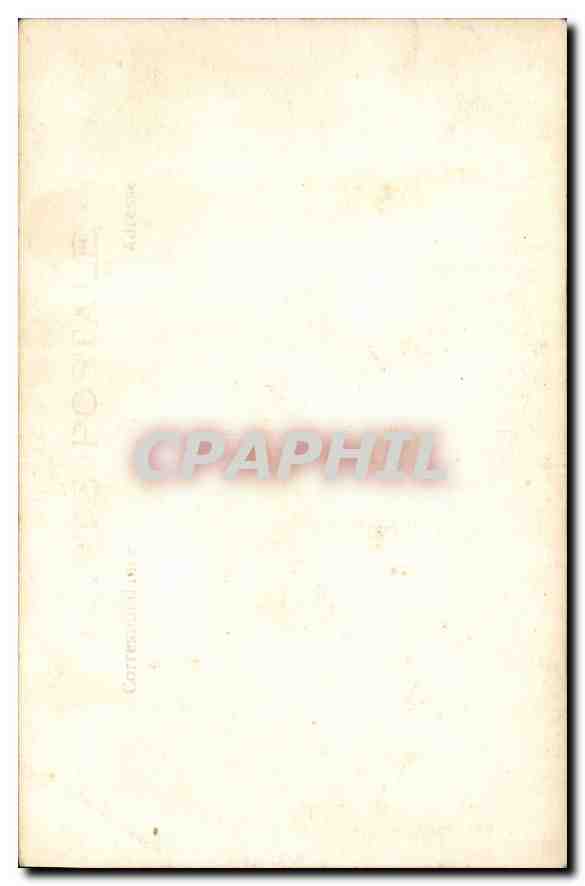 Femme en robe et chapeau — sur un balcon — CPAPHIL — Reverso