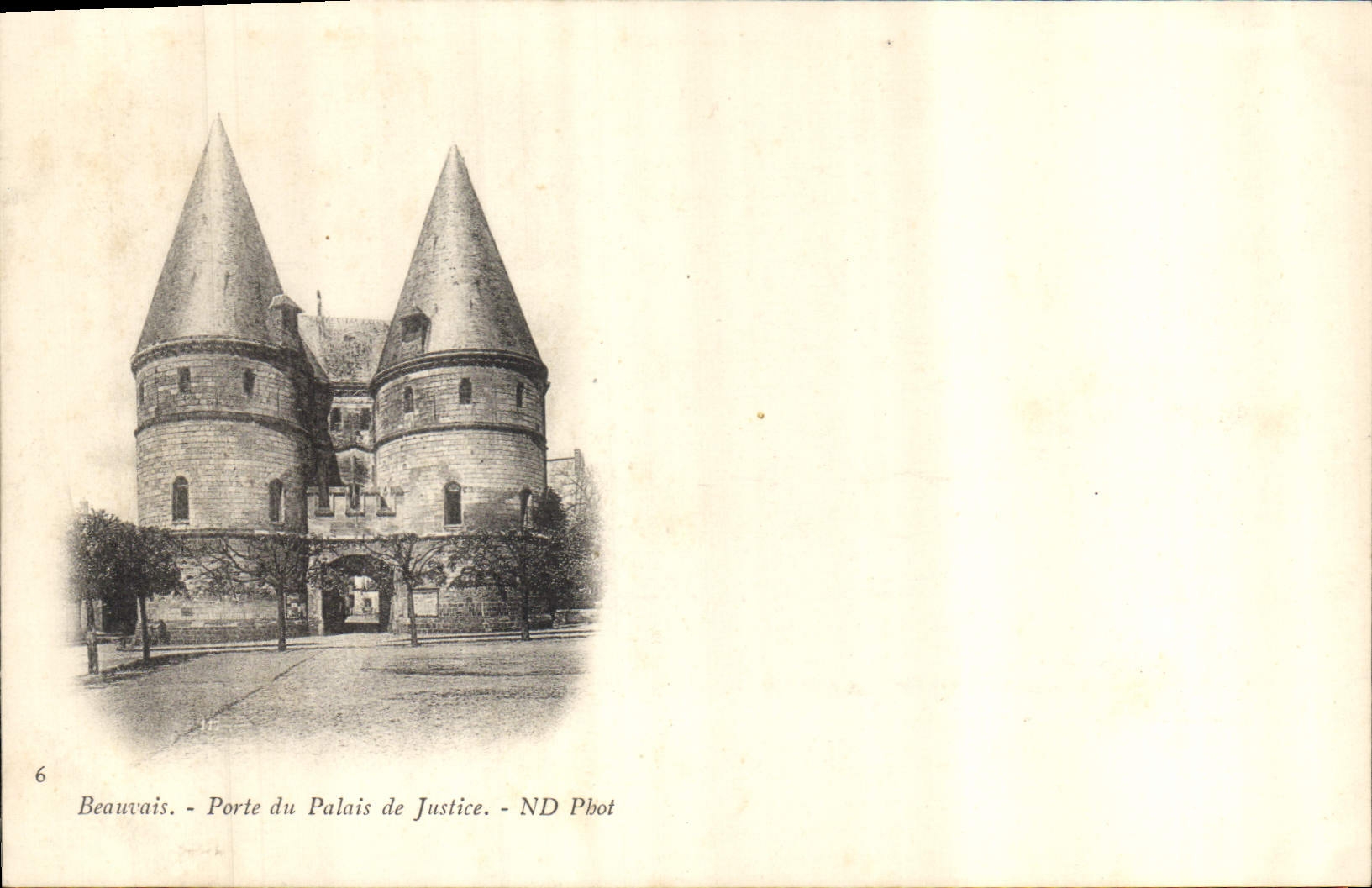 CPA Beauvais Porte du Palais de Justice 