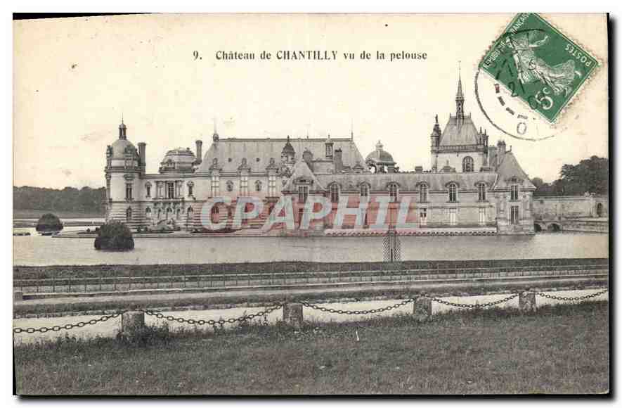 CPA Chateau de Chantilly vu de la Pelouse 