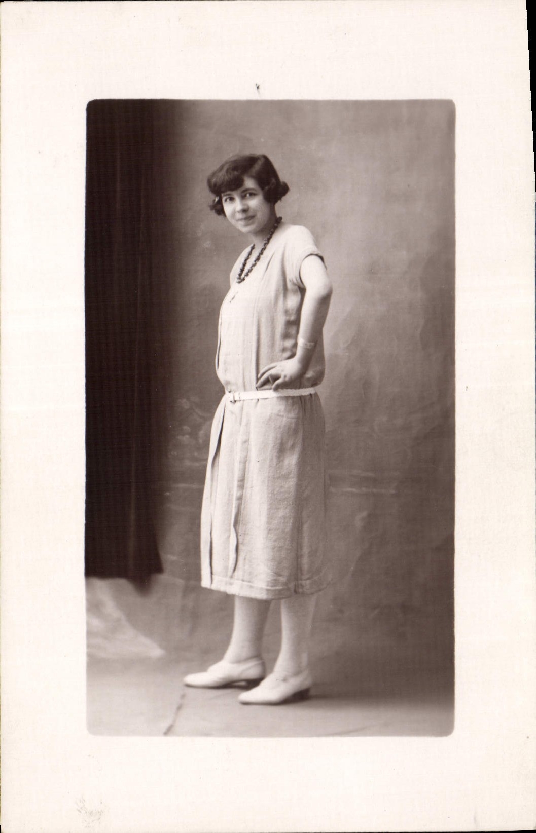 CARTE PHOTO Femme