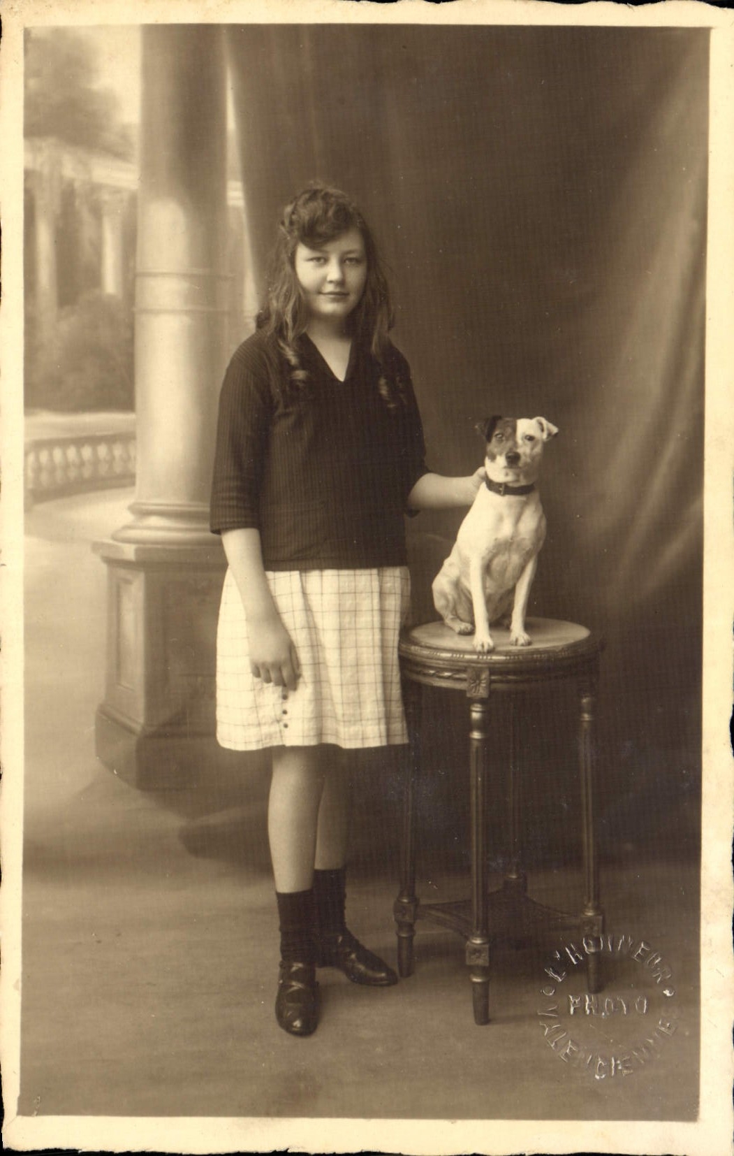 CARTE PHOTO Enfant Chien
