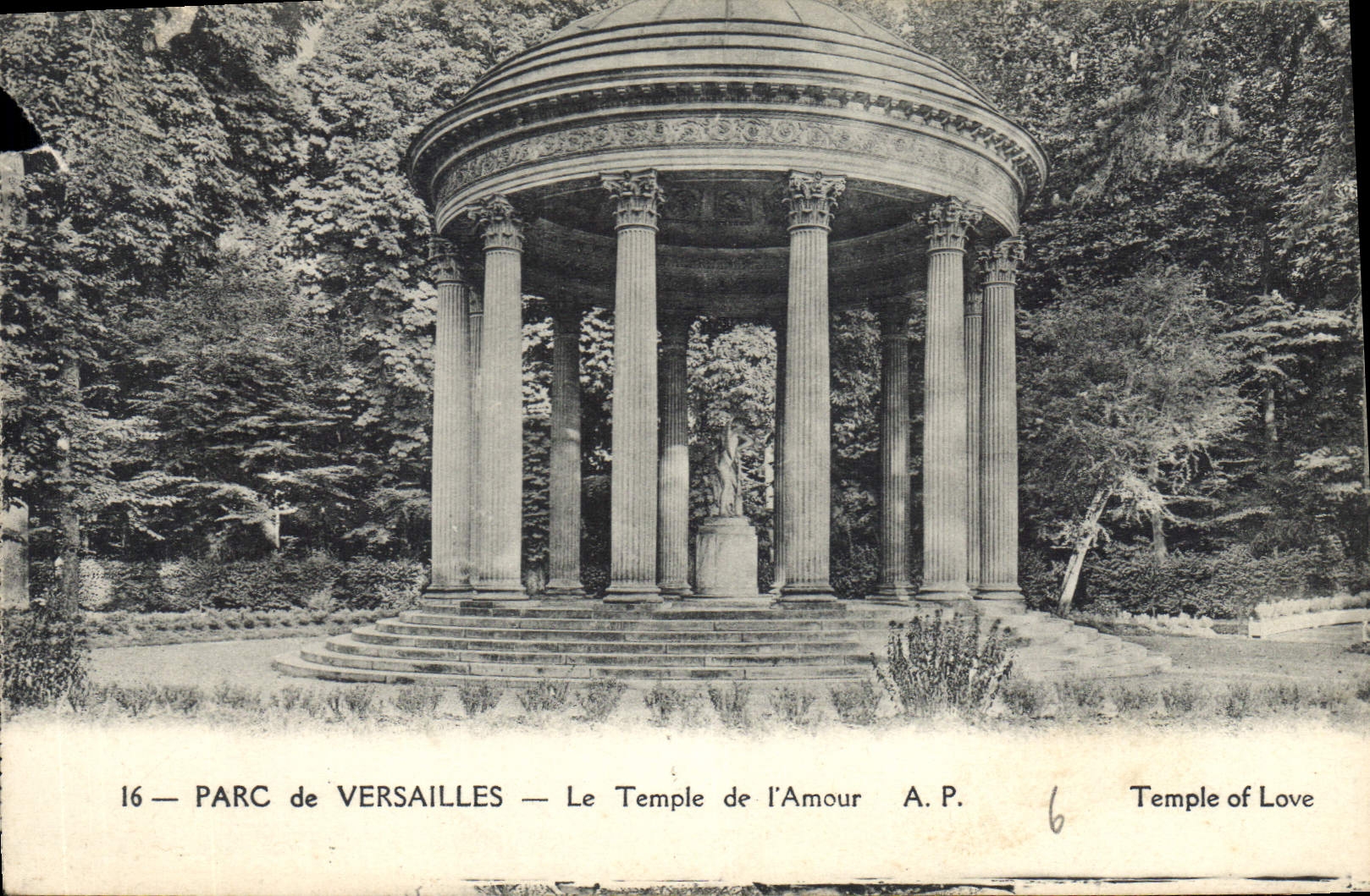 CPA Parc de Versailles le Temple de l'Amour 