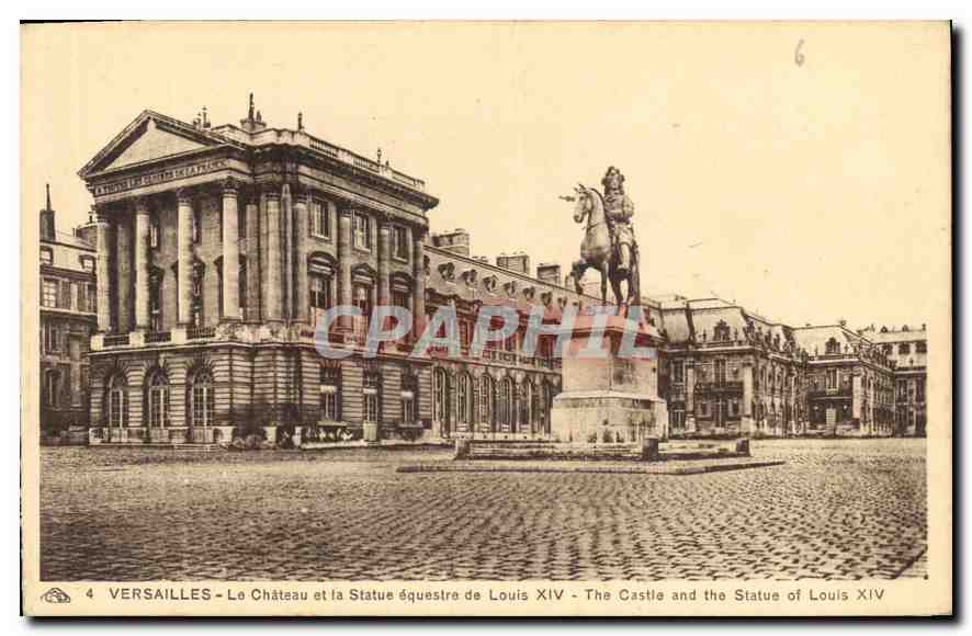 CPA Versailles le Chateau et la Statue equestre de Louis XIV 