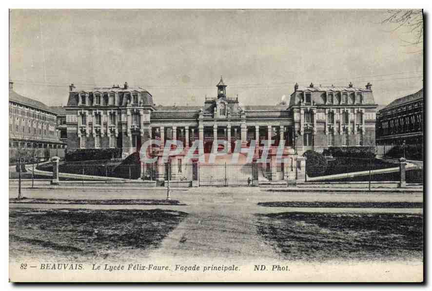 CPA Beauvais le Lycee Felix Faure Facade principale 