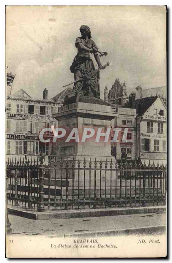 CPA Beauvais la Statue de Jeanne Hachette 