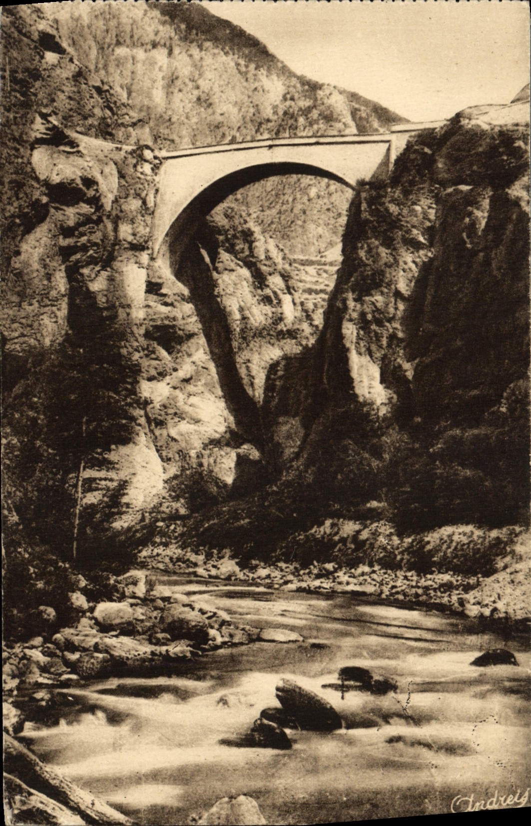 Le Pont d'Asfeld — Briançon, 60 m. au-dessus de la Durance — Andréis, éditeur Gap