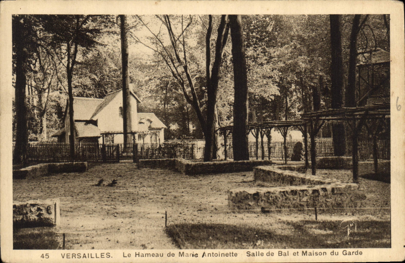 Versailles — Le Hameau de Marie-Antoinette, Salle de Bal et Maison du Garde — A. Lasconte, Paris