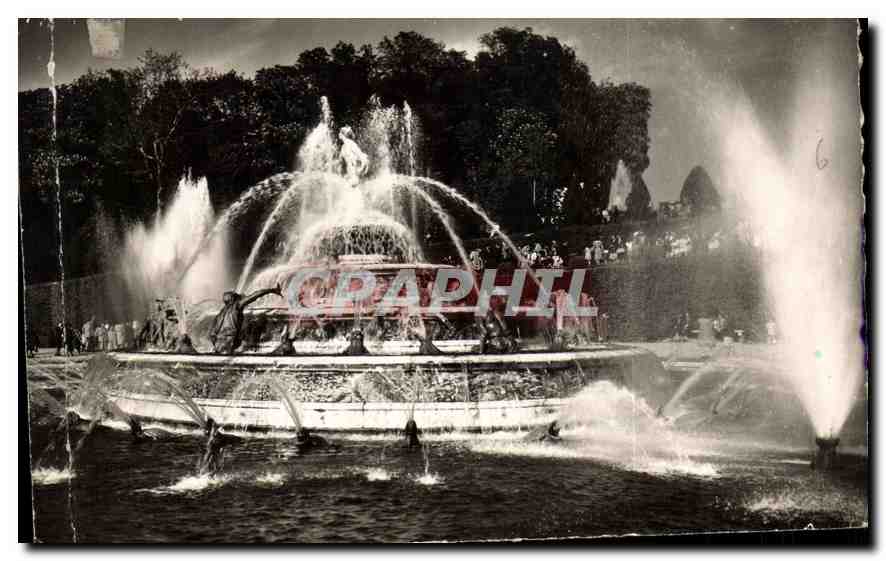 CPA Versailles S et O Chrandes eaux au Bassin de Latone 