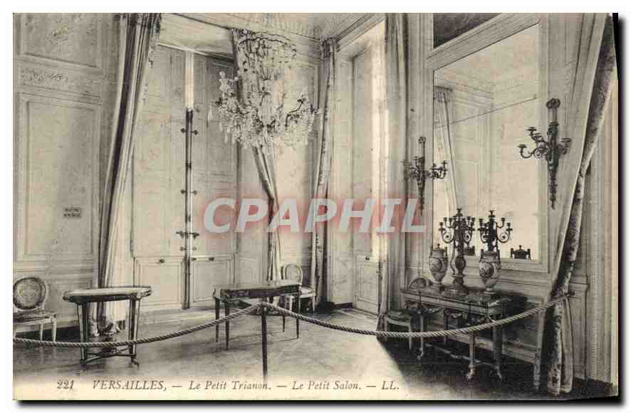 CPA Versailles Le Petit Trianon Le Petit Salon 