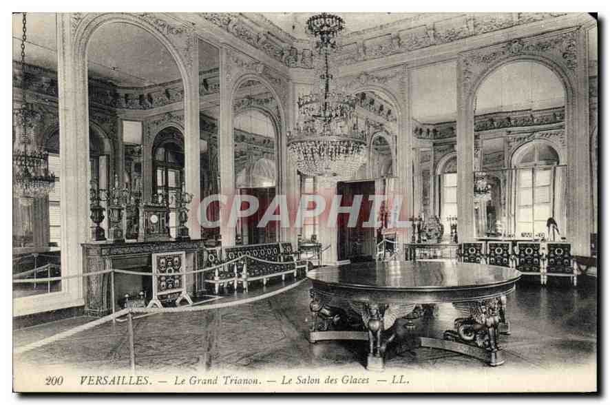 CPA Versailles Le Grand Trianon Le Salon des Glaces 