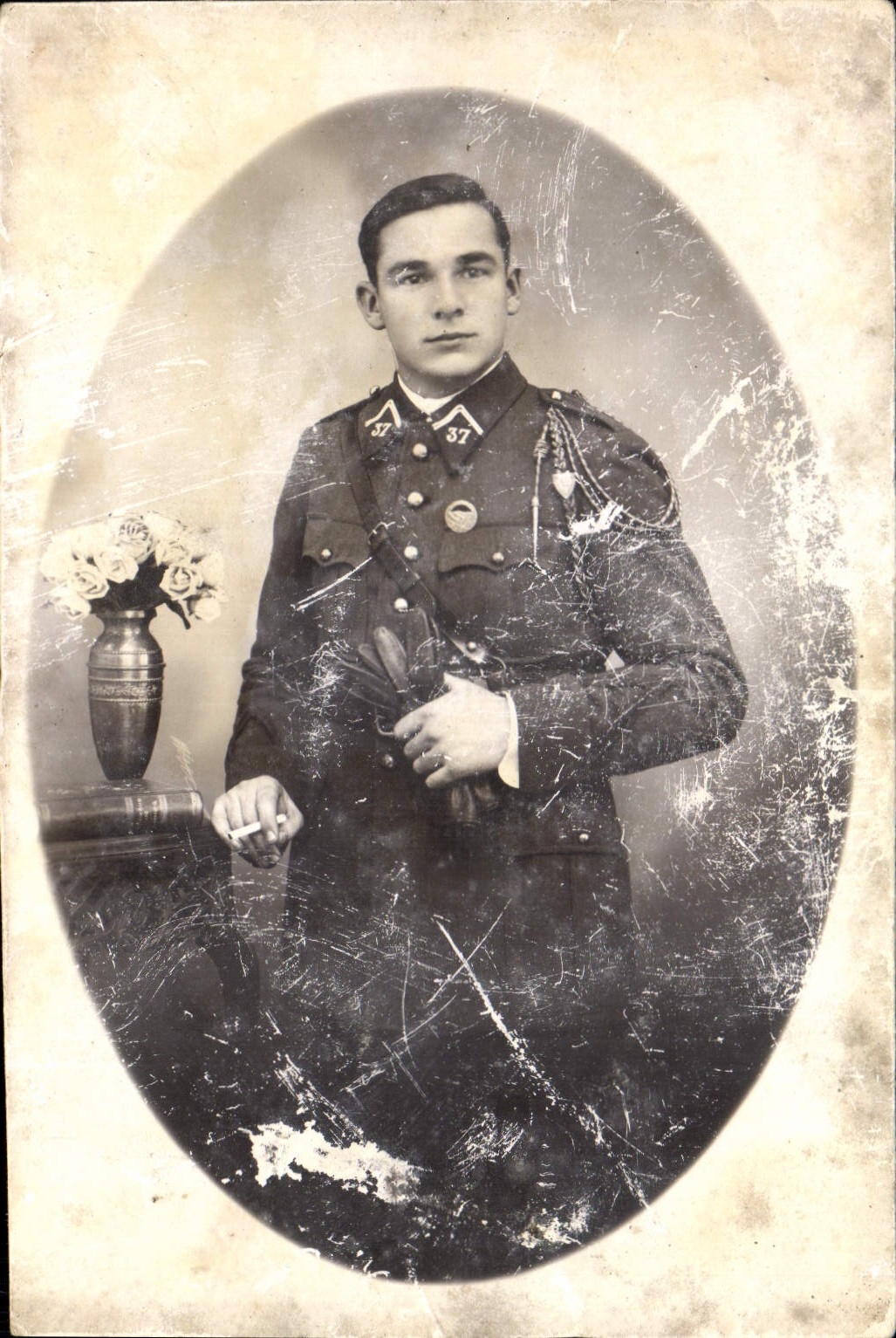 Photo Soldat Militaria (n°37 sur le col)